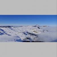 #sommetdelamontagnette #vercors #sudvercors #pnrv #hautsplateauxduvercors #rhonealpes #grandveymont #montaiguille #paysage #neige #soleil #pano #mountains #hiking #pentaxks2