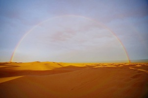#desert #morocco #maroc #travel #sahara #africa #sand #sanddunes #dunes #landscape #sunshine #rainbow #clouds #nature #trekking #trek #ucpa #pentaxk30 #pentax