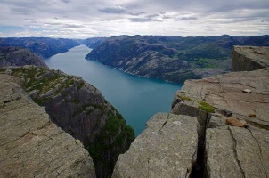 #norway #norge #preikestolen #lysefjord #landscape #mountains #summer #holiday #sky #see #fjord #nature #amazing #travel #hiking #trekking #photography #neverstopexploring #pentaxk30